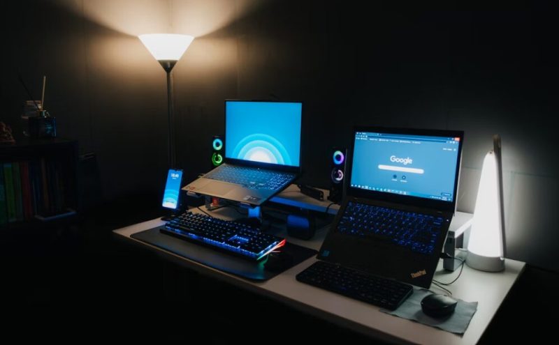 office desk accessories for small spaces image